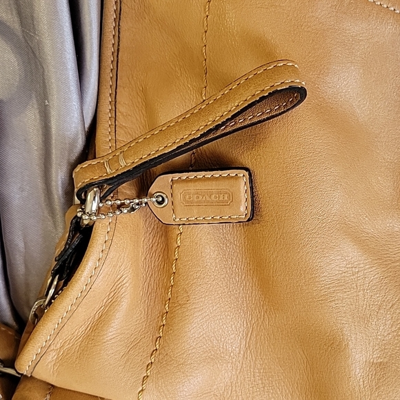 COACH HOBO - Picture 2 of 8